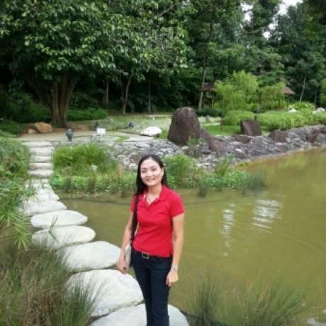 Profile photo of Emi Theng